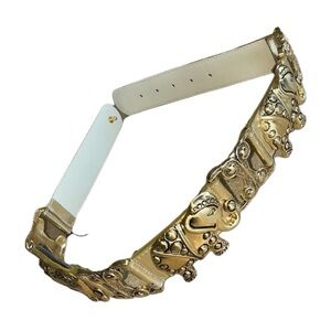 ELEPHANT BELT, STATEMENT Vintage! Adjustable back snap fasten, old stock. Small.
